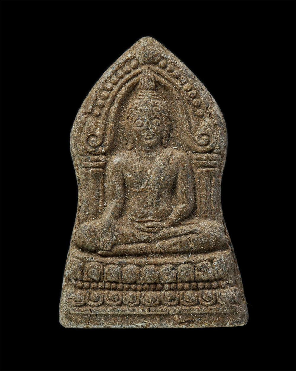 22Nov24 (56)P.jpg - พระพุทธชินราชใบเสมา รุ่นปิดทอง สร้างปี 2547 พระเทพรัตนกวี เจ้าอาวาสรูปปัจจุบัน วัดพระศรีรัตนมหาธาตุวรมหาวิหาร จ.พิษณุโลก ได้นำแผ่นน้ำรักและทองที่ลอกออ [..] | https://kamulet.in.th